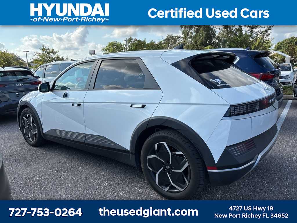 Thumbnail: 2022 Hyundai Ioniq 5 - 2