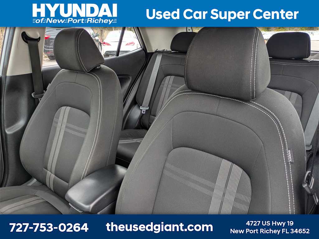 Thumbnail: 2023 Hyundai Venue - 7