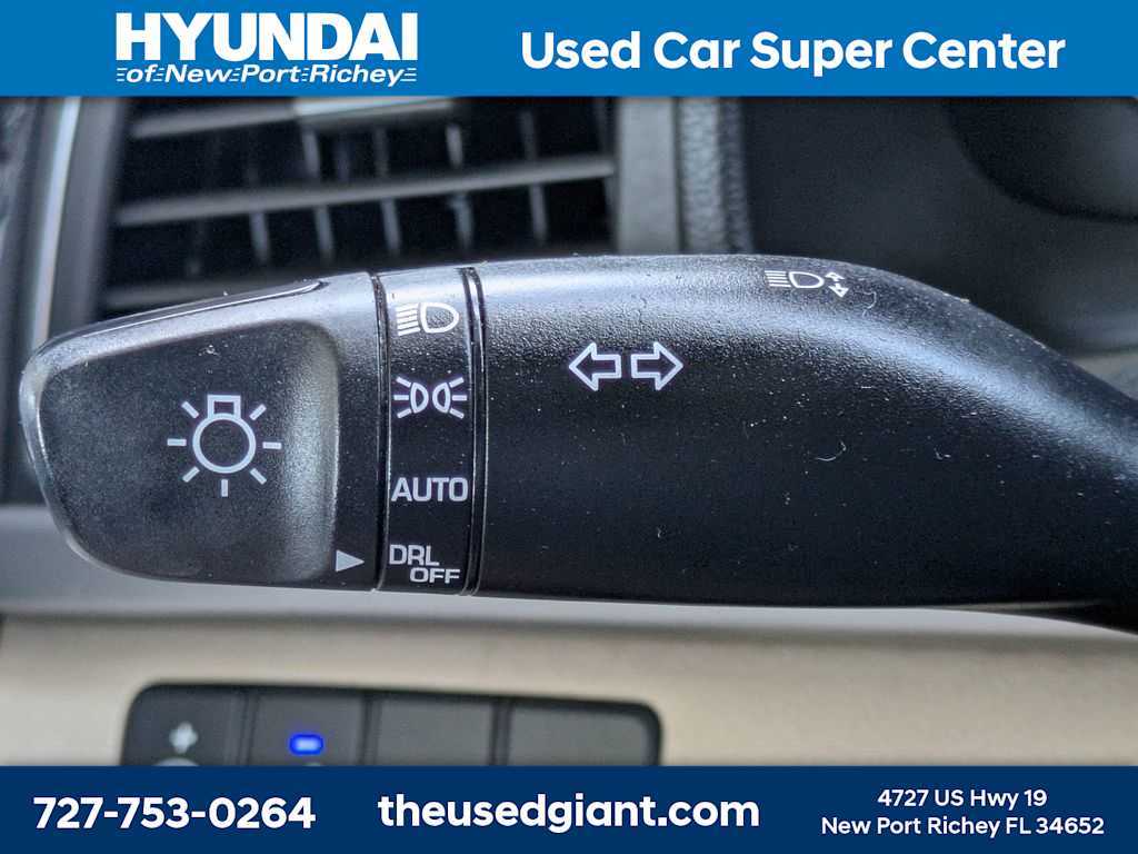 Thumbnail: 2018 Hyundai Elantra - 29