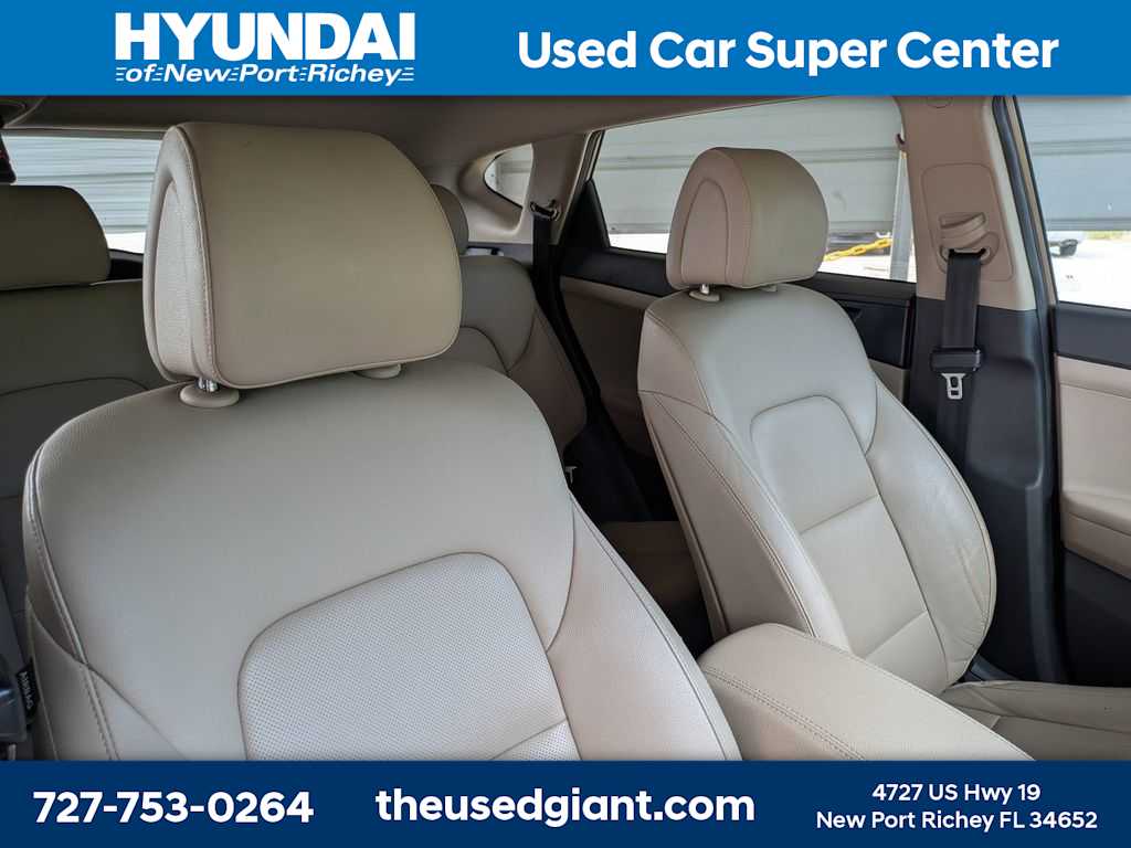 Thumbnail: 2017 Hyundai Tucson - 6