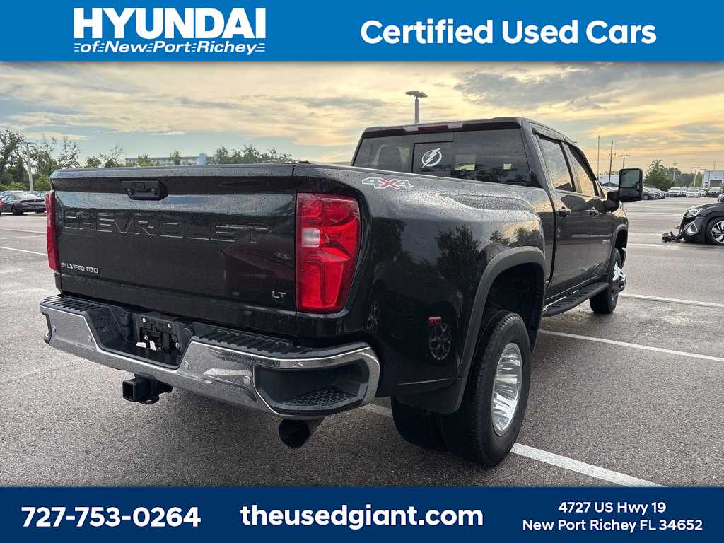 Thumbnail: 2022 Chevrolet Silverado 3500 - 3