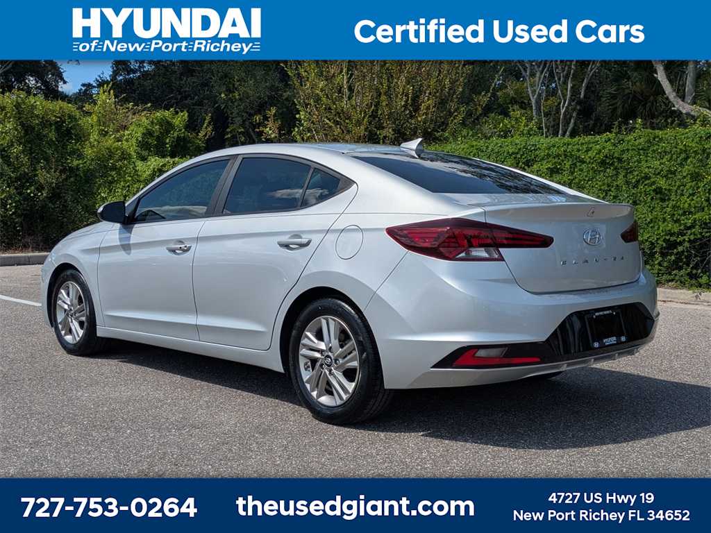 Thumbnail: 2019 Hyundai Elantra - 3