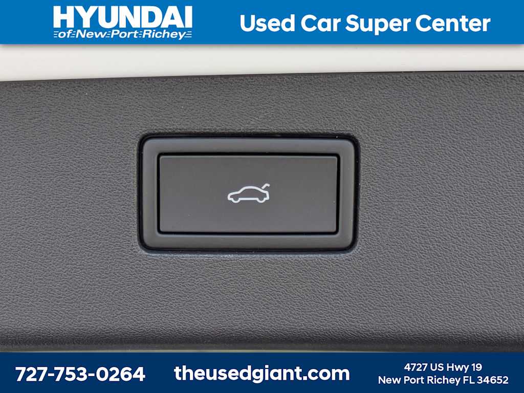 Thumbnail: 2025 Volkswagen Tiguan - 13