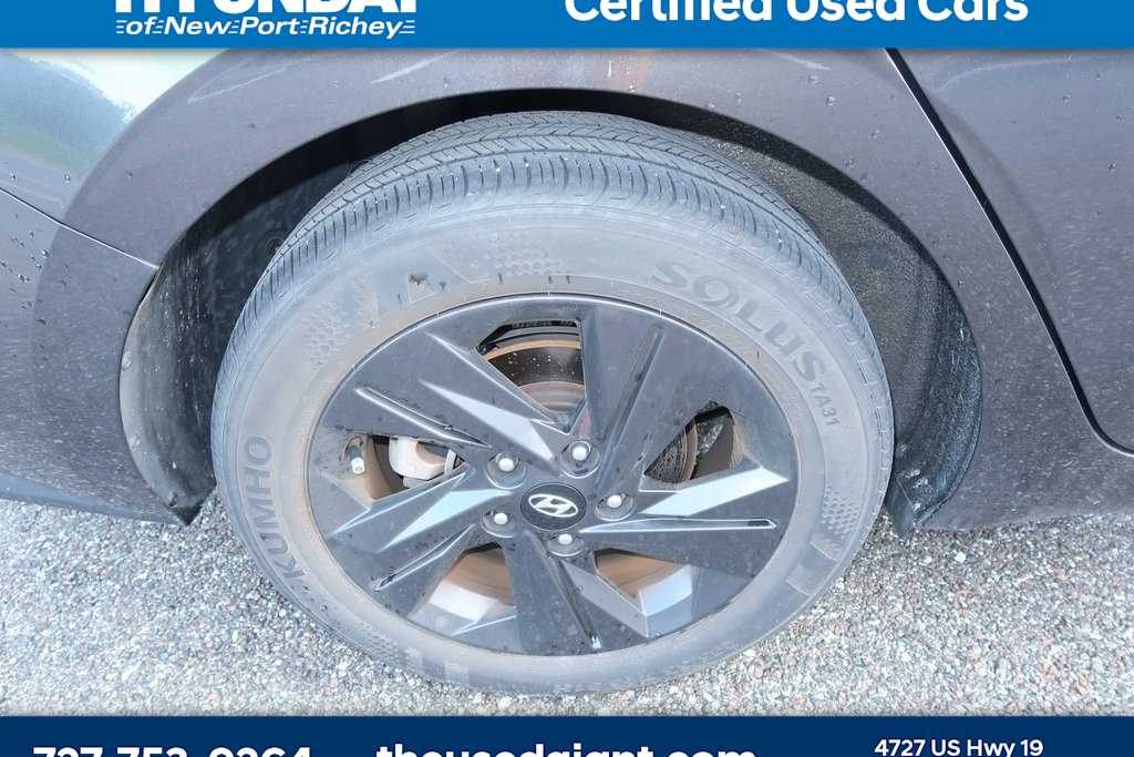Thumbnail: 2021 Hyundai Elantra - 5