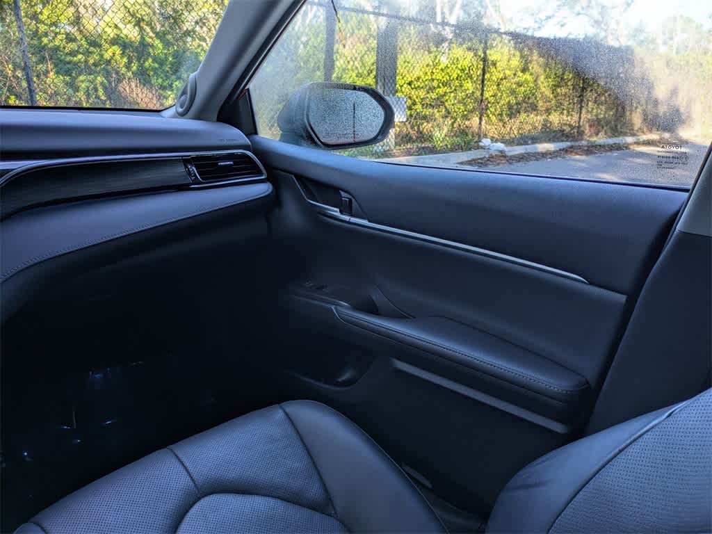 Thumbnail: 2023 Toyota Camry - 18