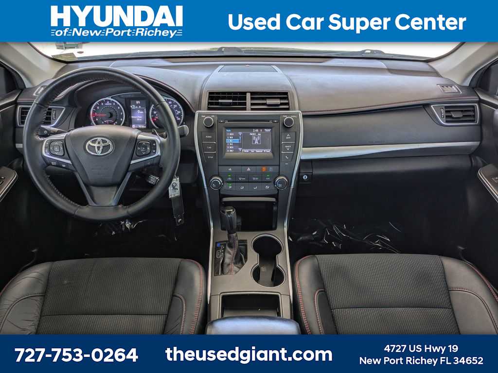 Thumbnail: 2016 Toyota Camry - 12