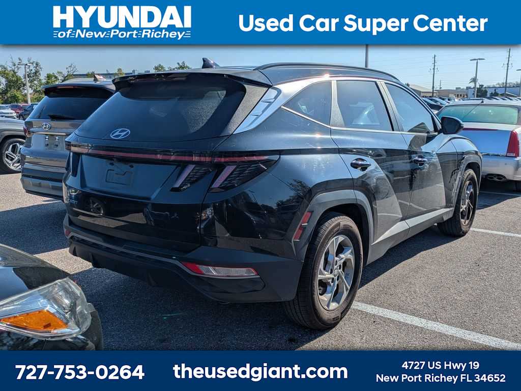 Thumbnail: 2022 Hyundai Tucson - 3