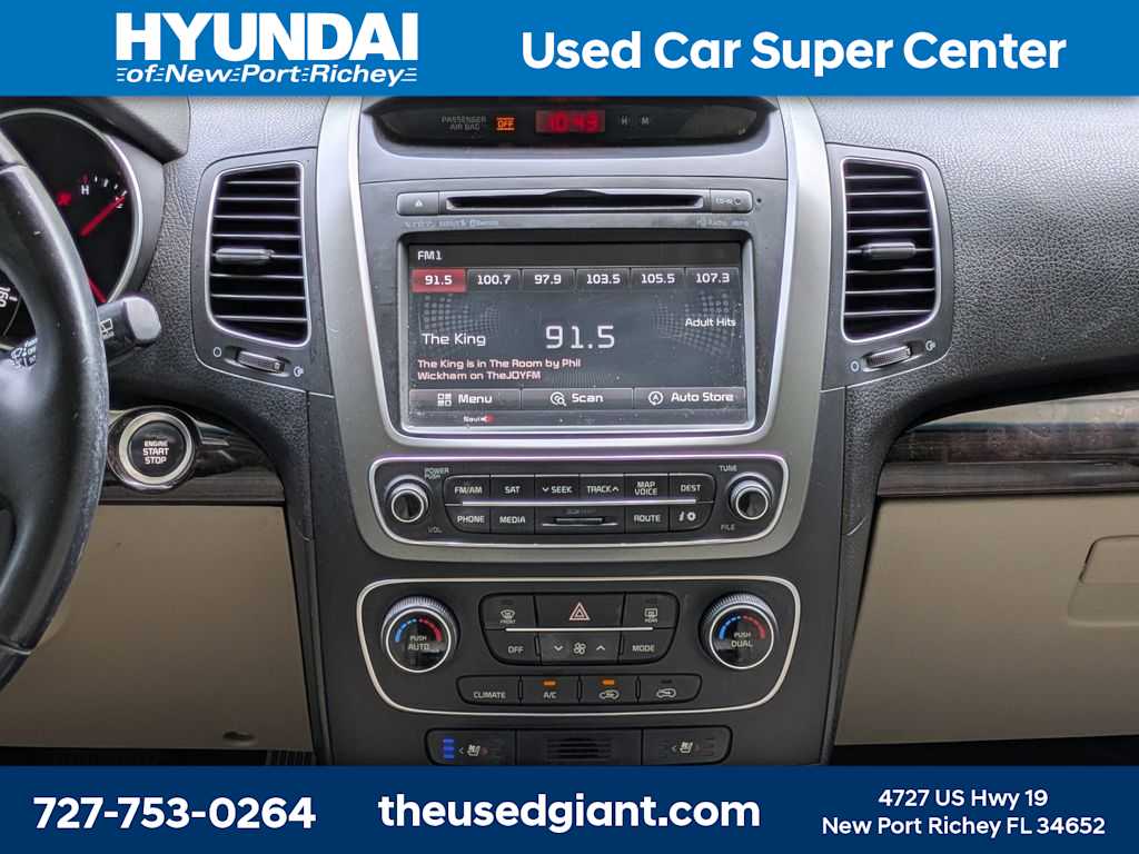 Thumbnail: 2015 Kia Sorento - 23