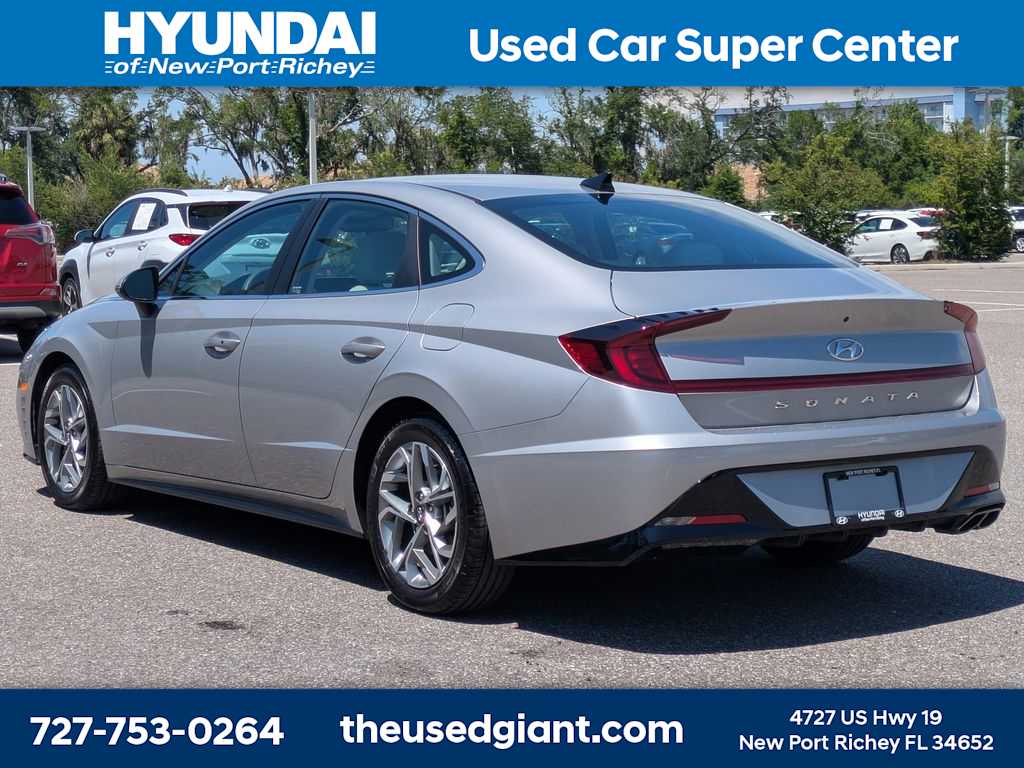 Thumbnail: 2023 Hyundai Sonata - 3