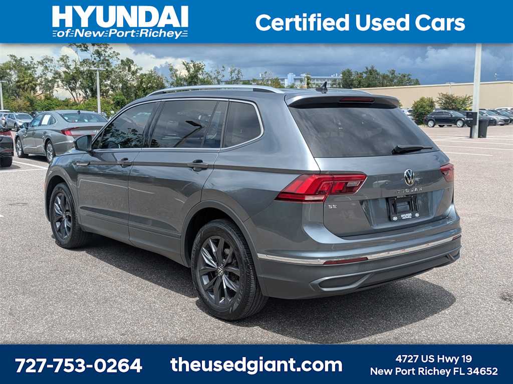 Thumbnail: 2022 Volkswagen Tiguan - 3