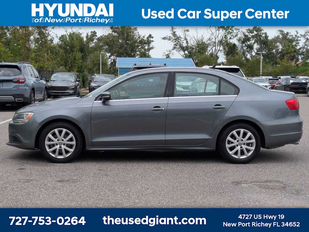 Thumbnail: 2014 Volkswagen Jetta - 2