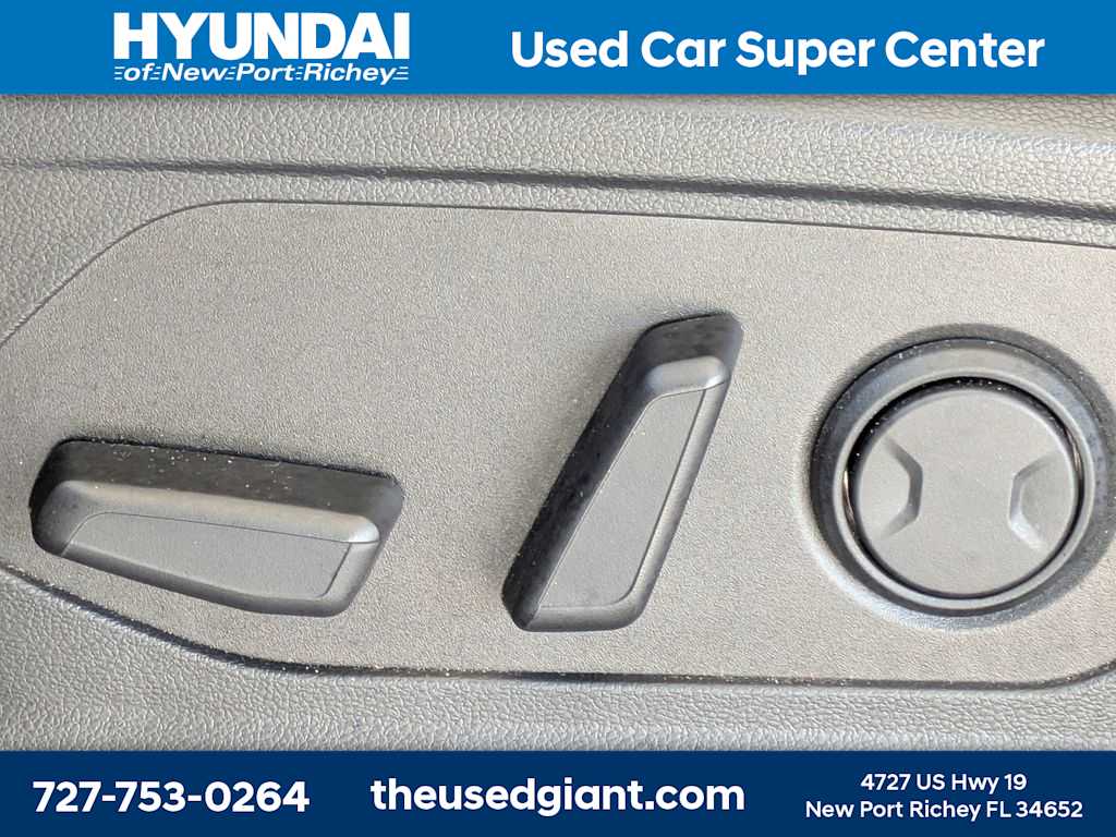 Thumbnail: 2022 Hyundai Tucson - 23