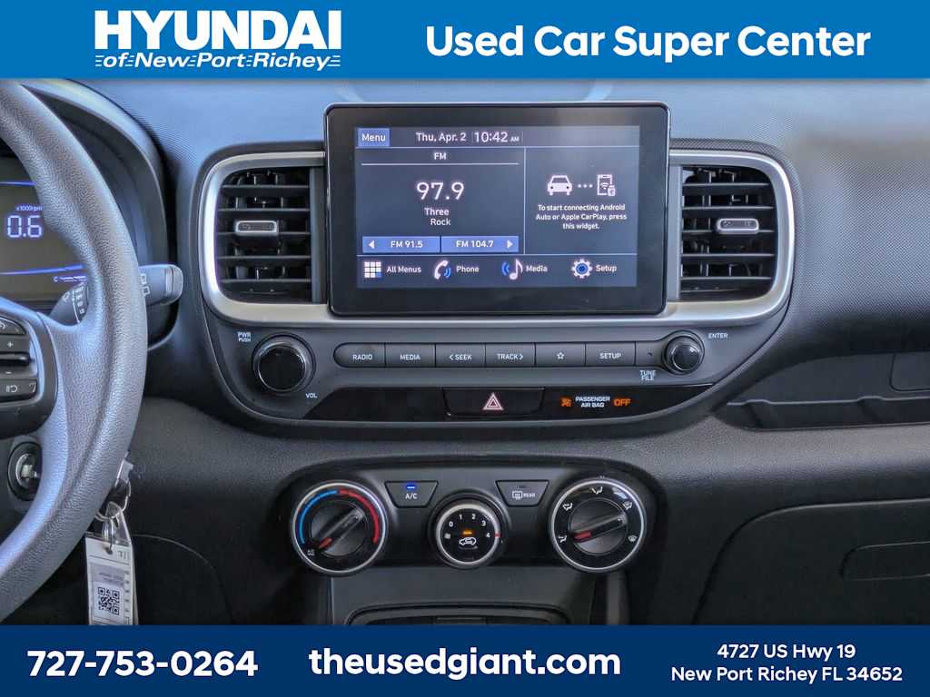 Thumbnail: 2023 Hyundai Venue - 18