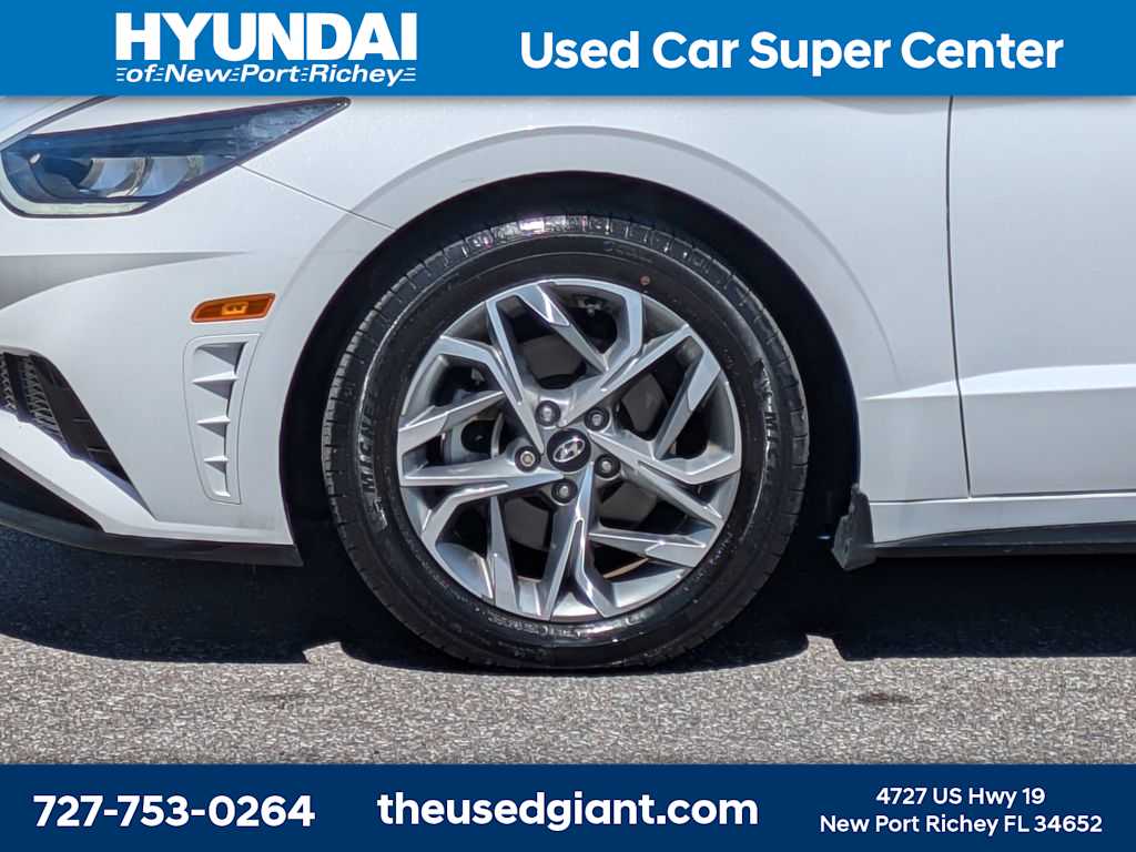 Thumbnail: 2023 Hyundai Sonata - 10