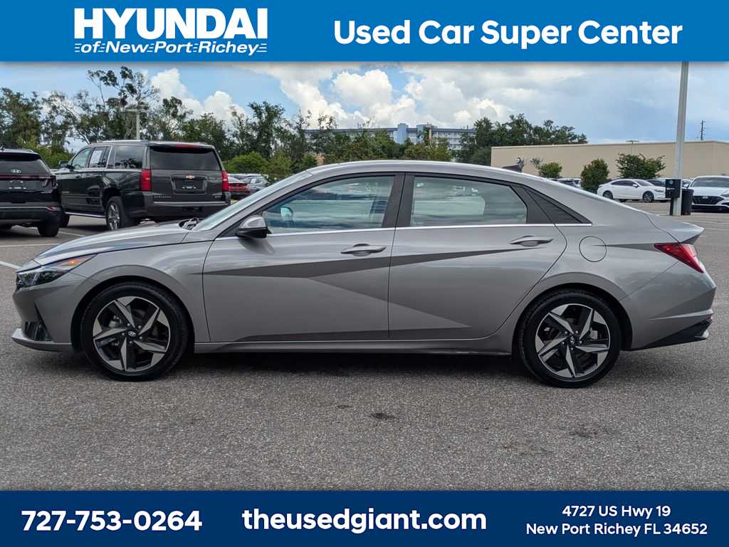 Thumbnail: 2023 Hyundai Elantra - 2