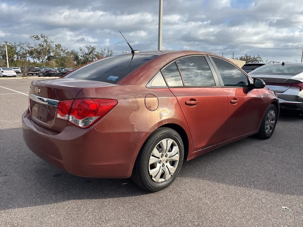 Thumbnail: 2013 Chevrolet Cruze - 3