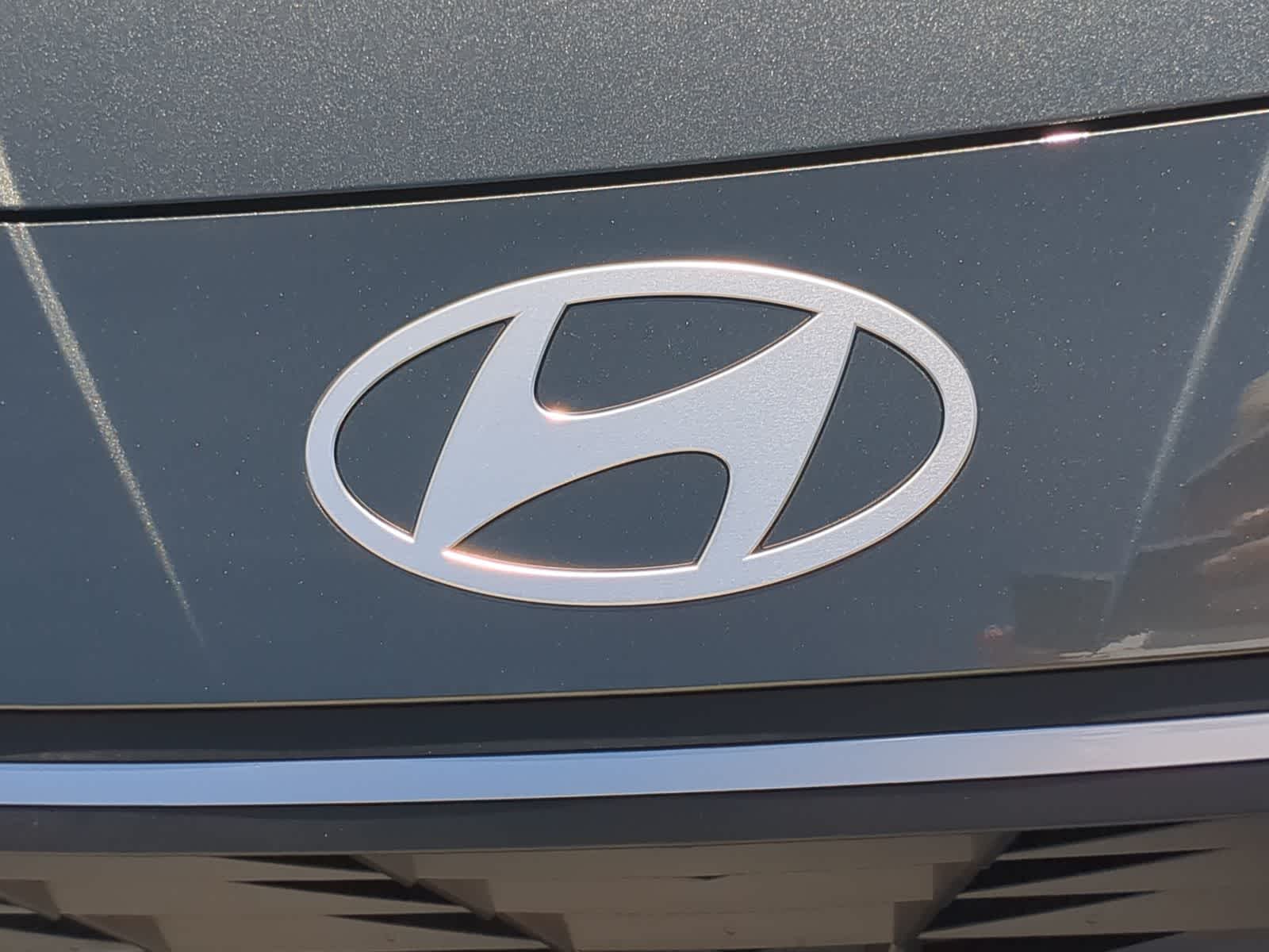 Thumbnail: 2025 Hyundai Elantra - 11