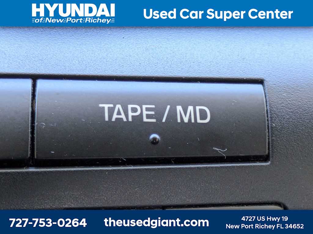 Thumbnail: 2005 Mazda Mazda3 - 22