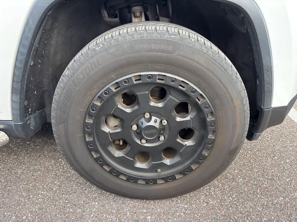 Thumbnail: 2016 Jeep Grand Cherokee - 7