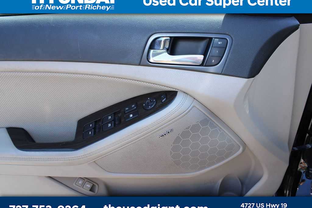 Thumbnail: 2014 Kia Optima - 11