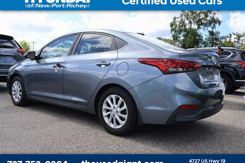 2020 Hyundai Accent SEL 2