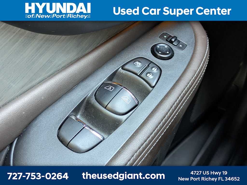 Thumbnail: 2016 Nissan Murano - 33