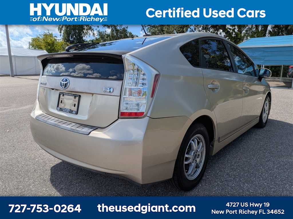 Thumbnail: 2010 Toyota Prius - 5