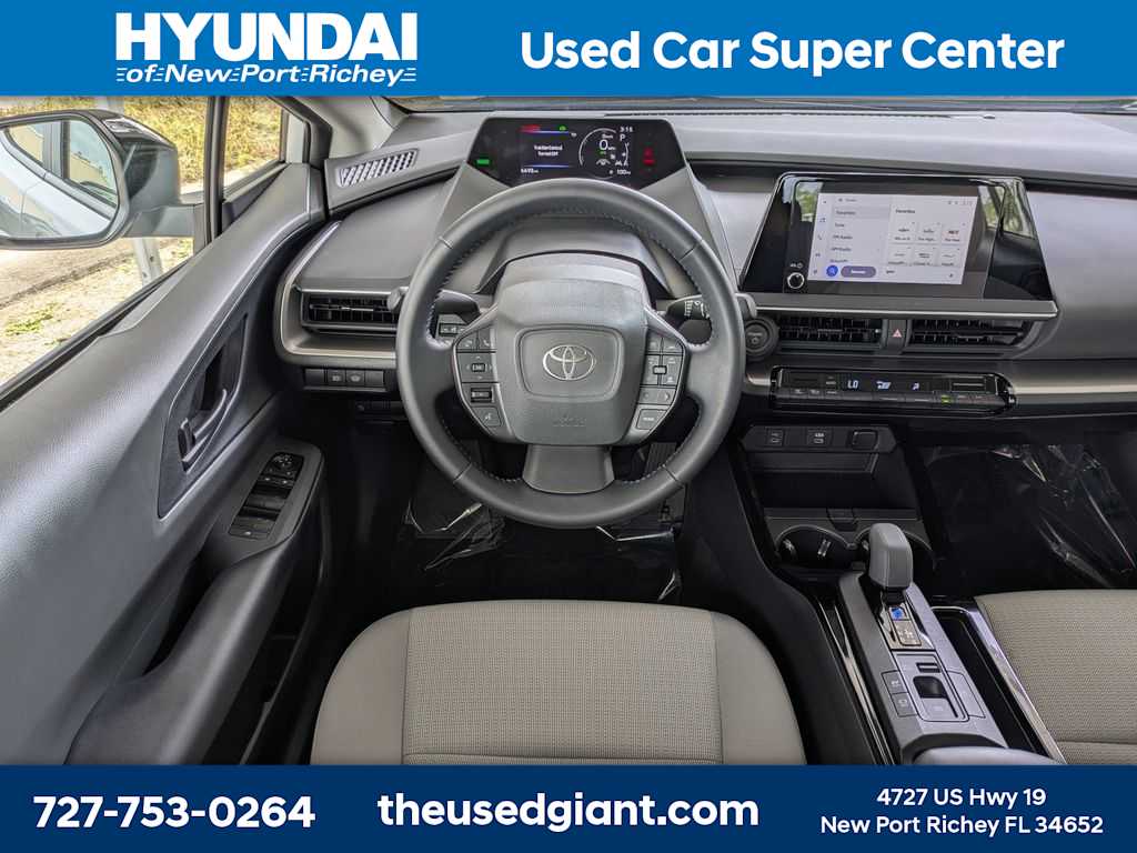 Thumbnail: 2024 Toyota Prius - 18
