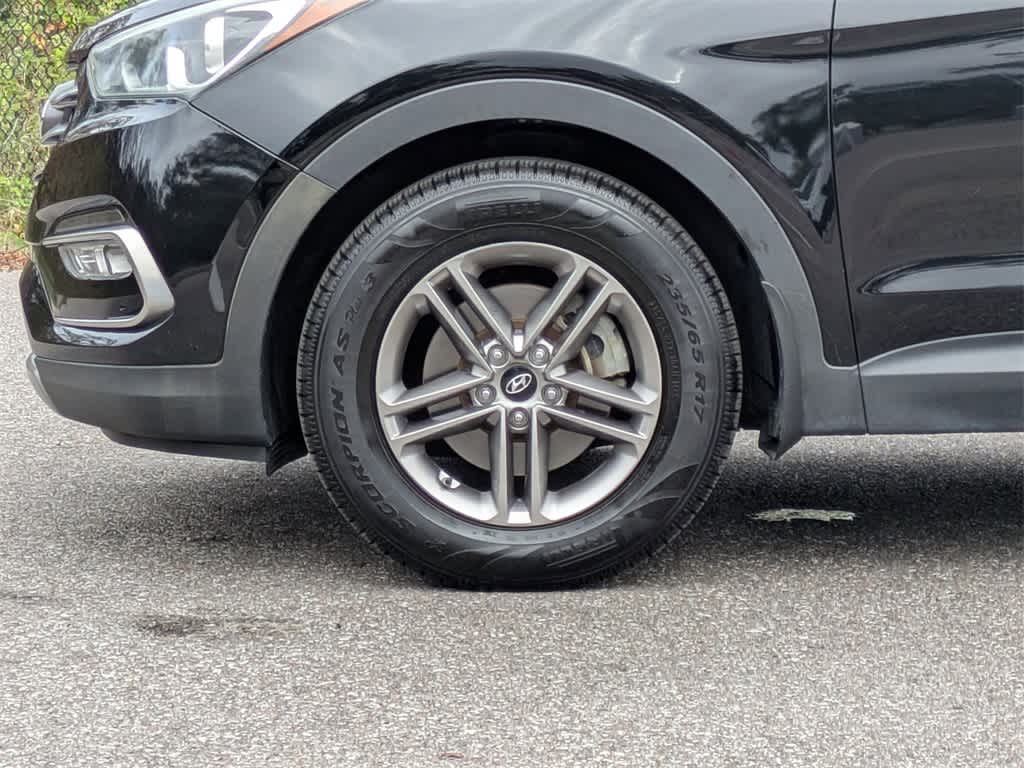 Thumbnail: 2017 Hyundai Santa Fe - 10