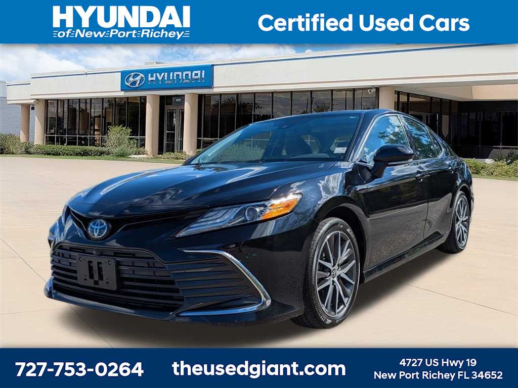 Thumbnail: 2022 Toyota Camry - 1