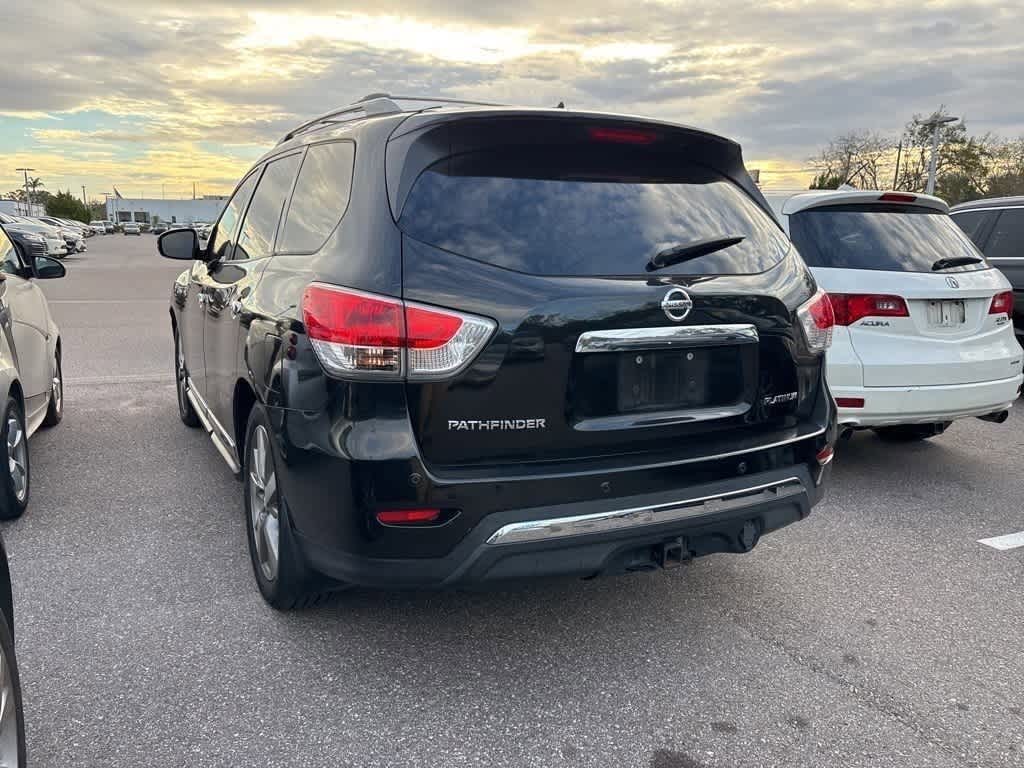 Thumbnail: 2015 Nissan Pathfinder - 2