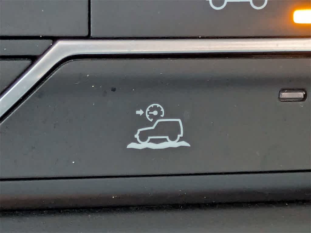 Thumbnail: 2022 Jeep Wrangler - 29