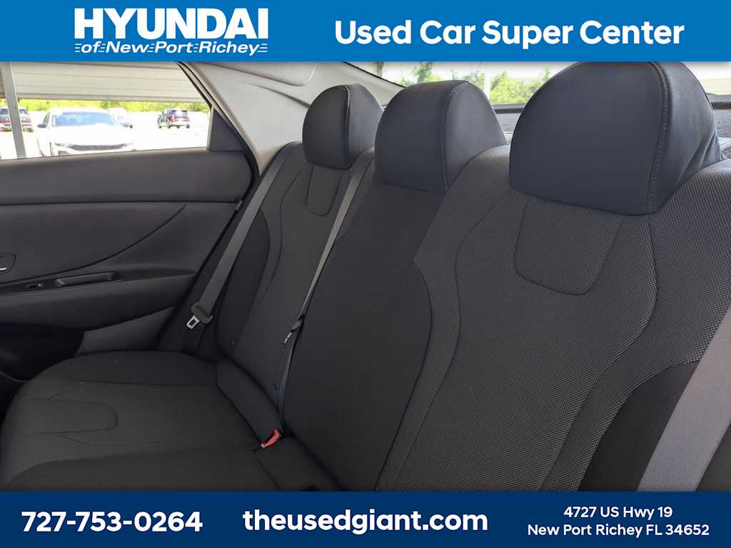 Thumbnail: 2025 Hyundai Elantra - 13