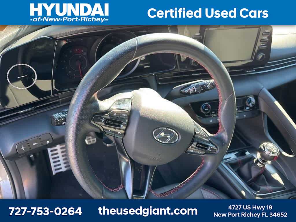 Thumbnail: 2022 Hyundai Elantra - 13