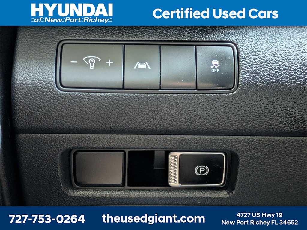 Thumbnail: 2021 Hyundai Santa Fe - 28