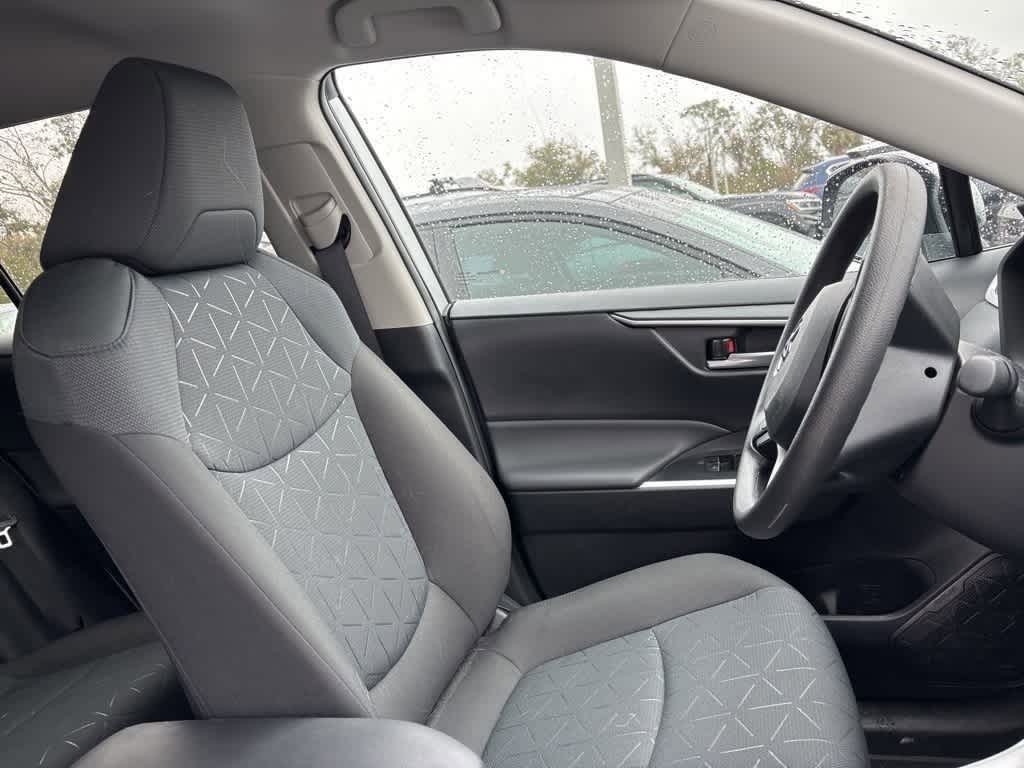 Thumbnail: 2025 Toyota RAV4 - 8