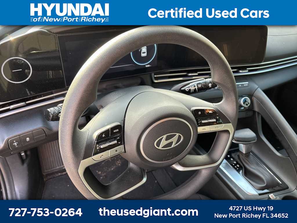 Thumbnail: 2024 Hyundai Elantra - 10