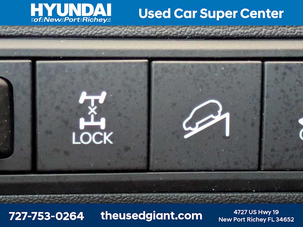 Thumbnail: 2013 Hyundai Tucson - 27