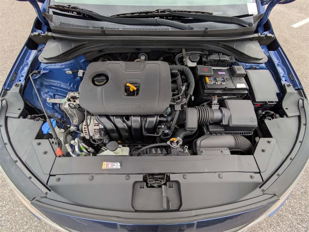 Thumbnail: 2020 Hyundai Elantra - 12