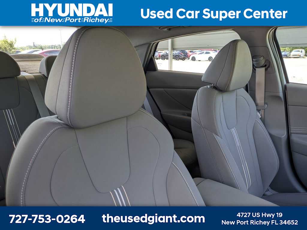 Thumbnail: 2025 Hyundai Elantra - 6