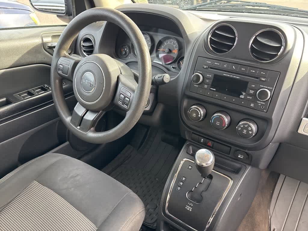 Thumbnail: 2017 Jeep Compass - 7