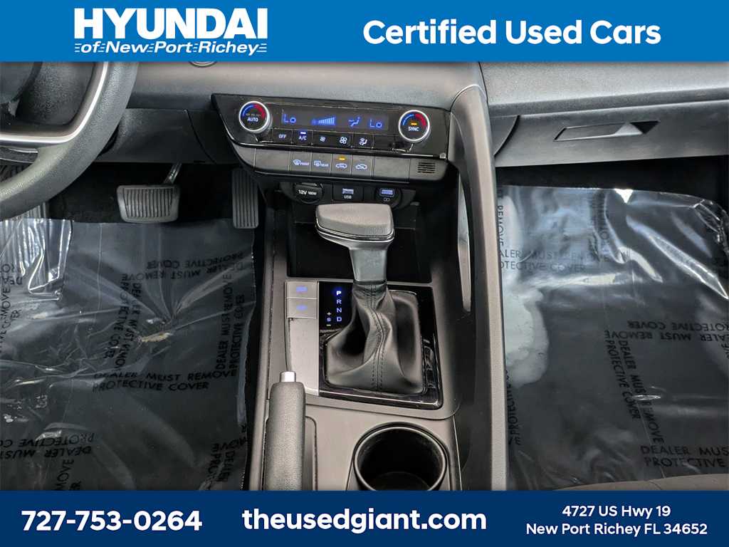 Thumbnail: 2021 Hyundai Elantra - 18