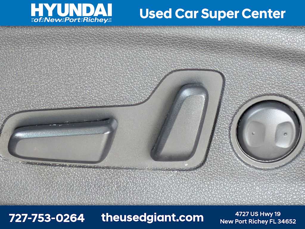Thumbnail: 2017 Hyundai Tucson - 21