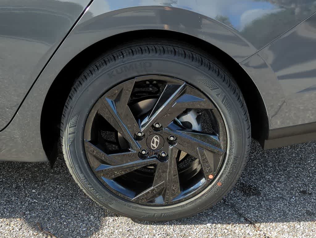 Thumbnail: 2026 Hyundai Elantra - 14