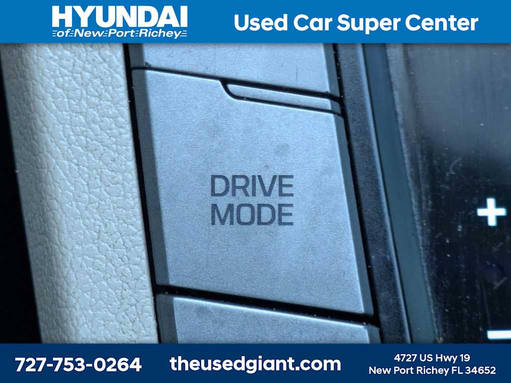 Thumbnail: 2018 Hyundai Elantra - 21