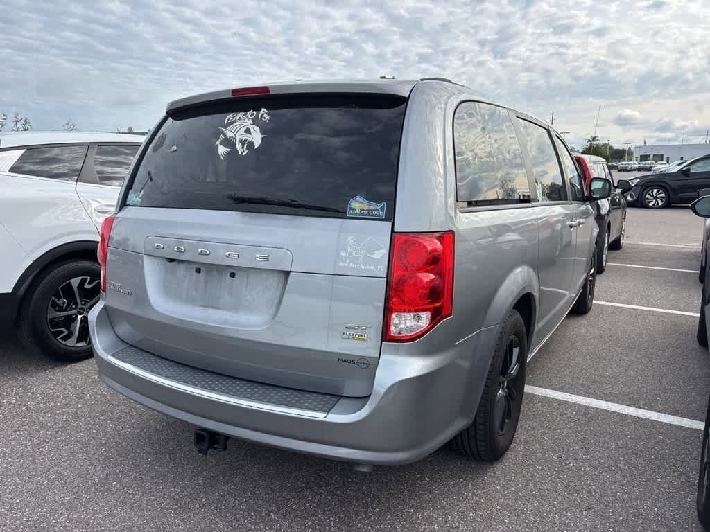 Thumbnail: 2019 Dodge Grand Caravan - 3