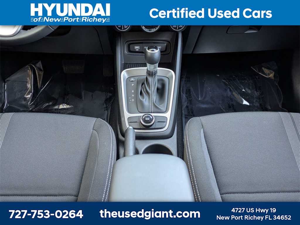 Thumbnail: 2024 Hyundai Venue - 20