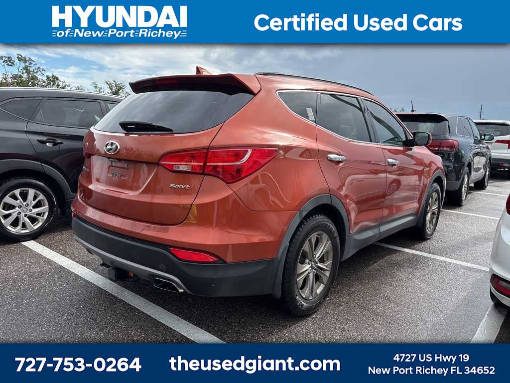Thumbnail: 2015 Hyundai Santa Fe - 3