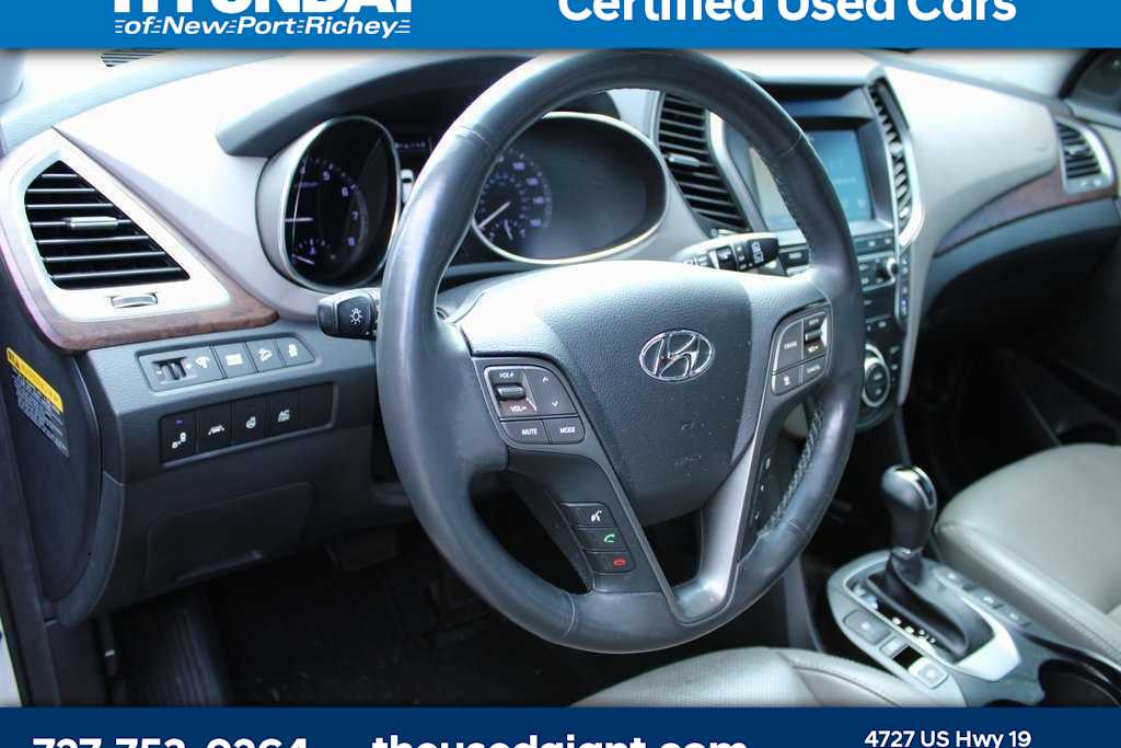 Thumbnail: 2019 Hyundai Santa Fe - 14