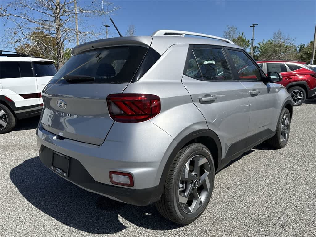2025 Hyundai Venue SEL 5